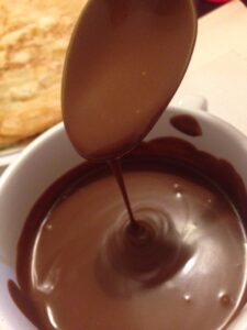 Sauce au Chocolat (qui ne durcit pas!) - la Fée Soni